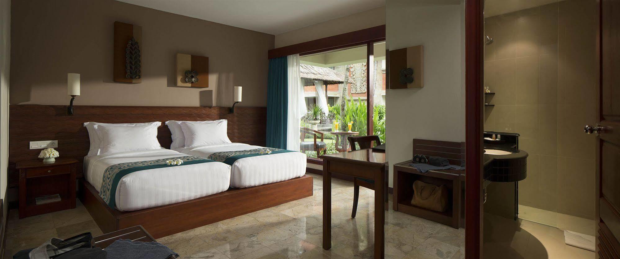 White Rose Kuta Resort, & 4*